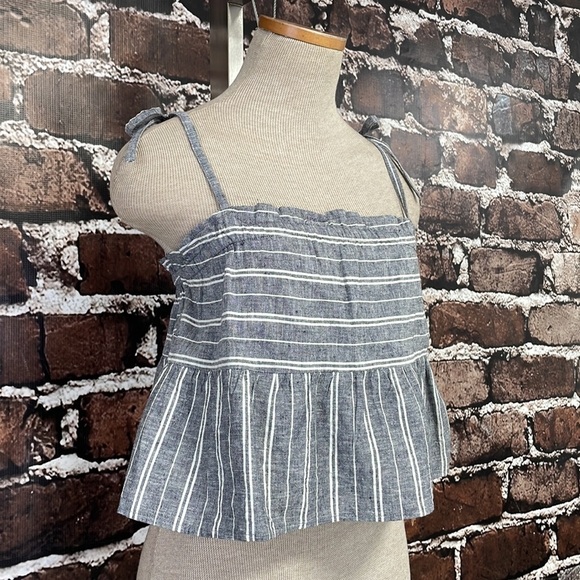 Roxy Tank Top Crop NWT Bikini Mood Boxy Linen Stripes Gray White Size X Small XS - Picture 7 of 14